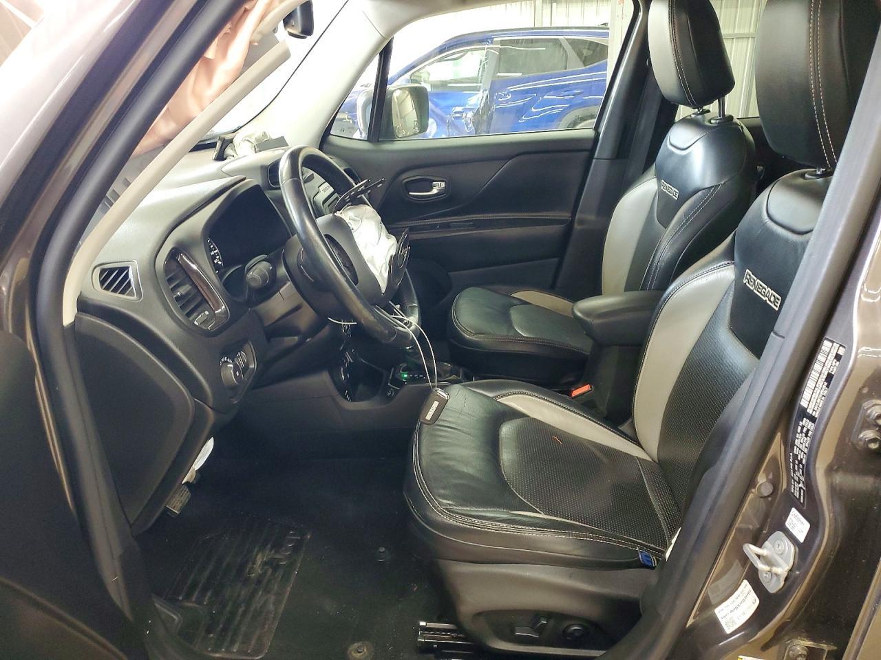 2016 Jeep Renegade Latitude - zdjęcie 7