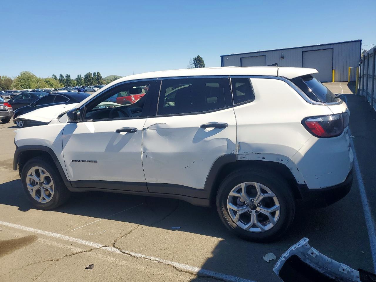 2025 Jeep Compass Sport - zdjęcie 2