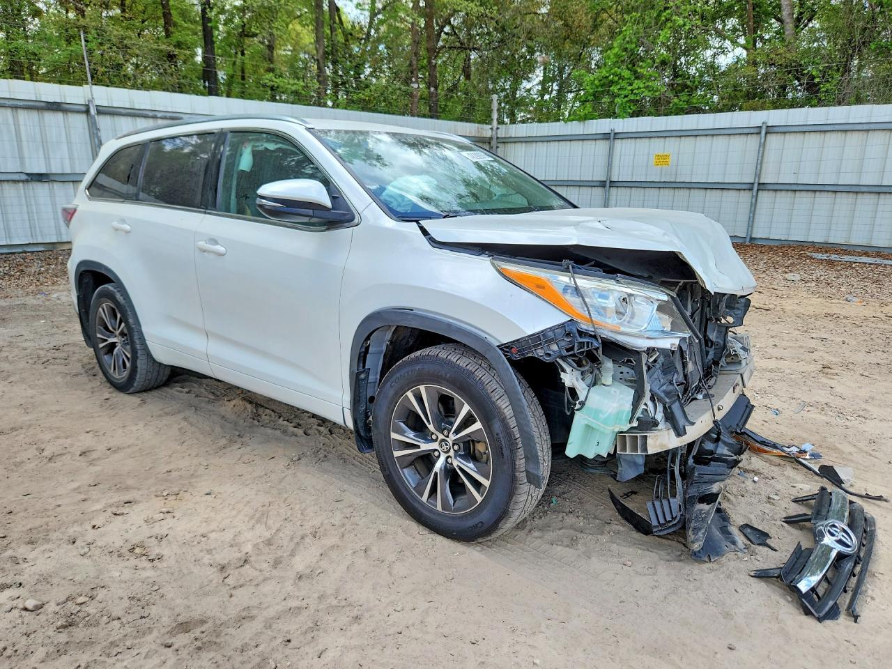 2016 Toyota Highlander Xle - zdjęcie 4