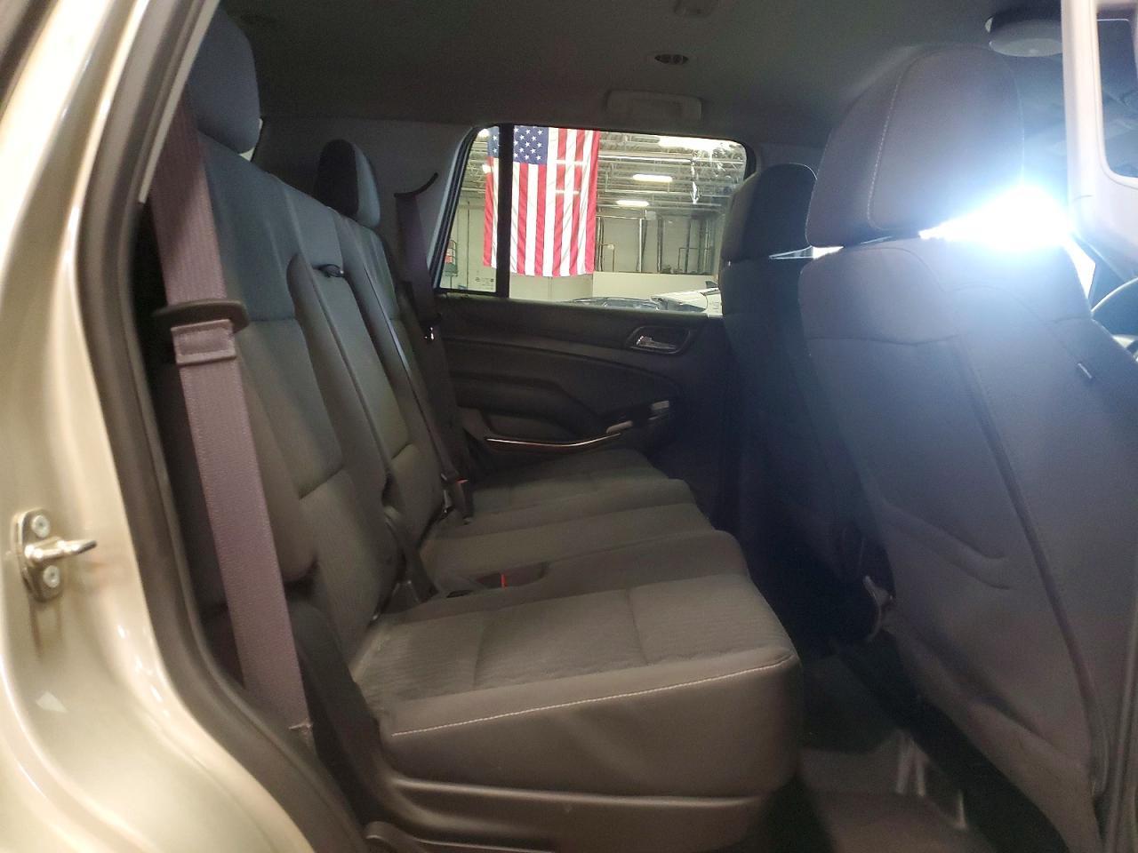 2017 Chevrolet Tahoe Special - zdjęcie 11