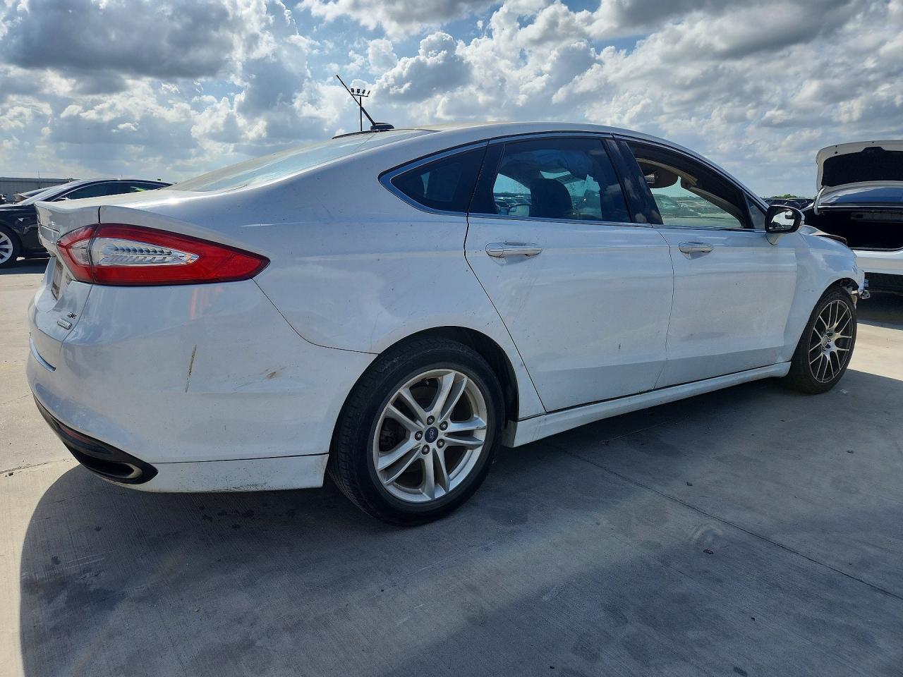 2013 Ford Fusion Se - zdjęcie 3