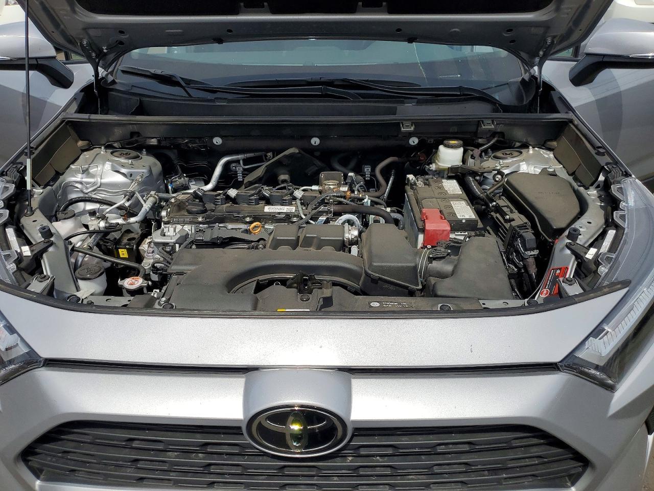 2025 Toyota Rav4 Le - zdjęcie 12