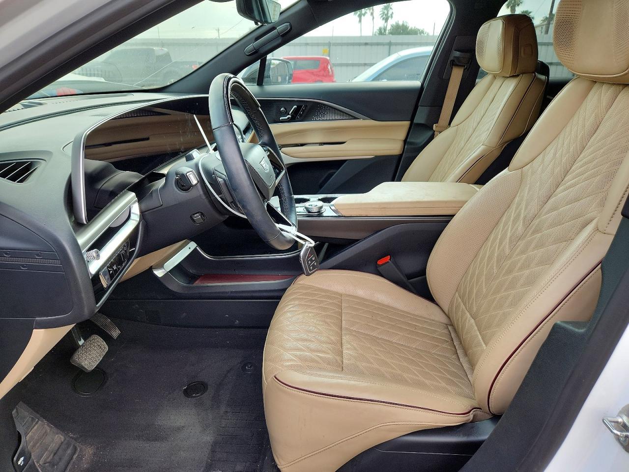 2024 Cadillac Lyriq Sport - zdjęcie 7