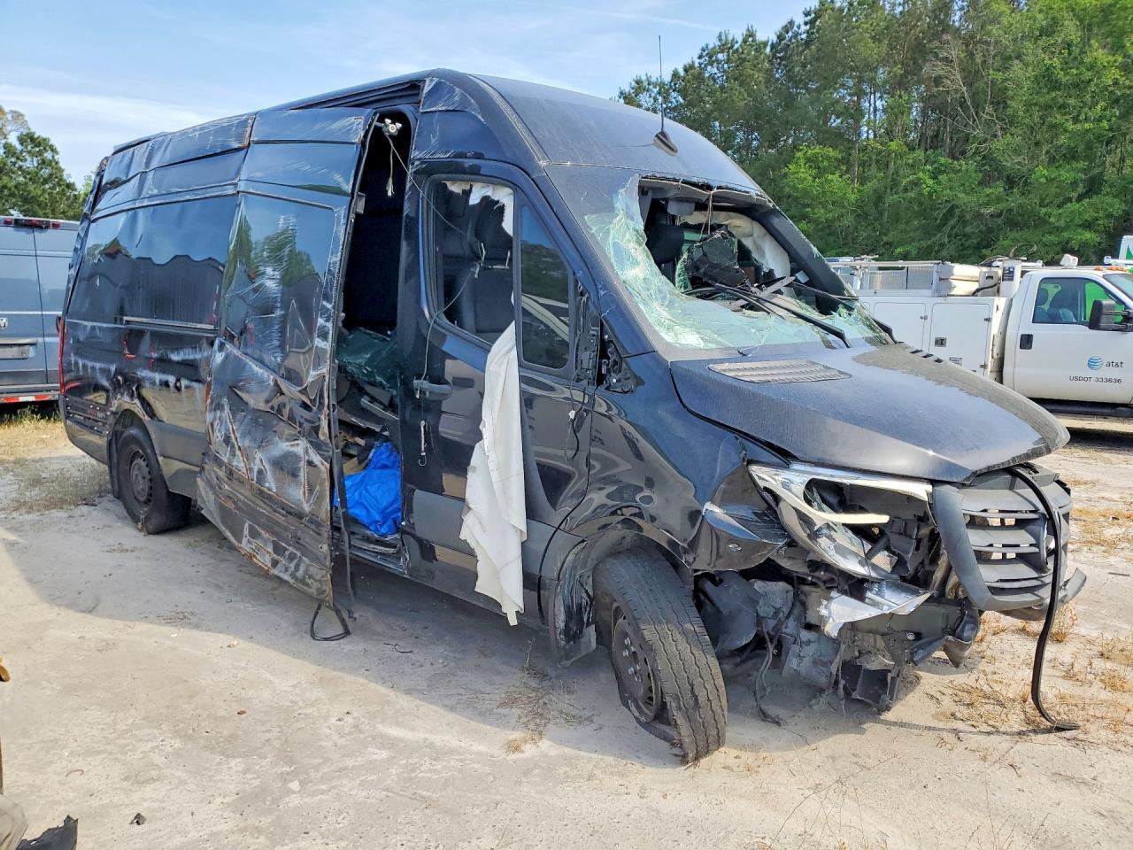 2023 Mercedes-Benz Sprinter 2500 - zdjęcie 4