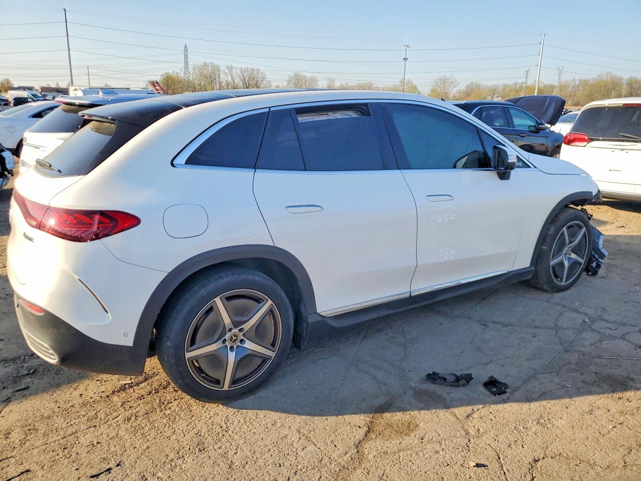 2023 Mercedes-Benz Eqe Suv 500 4Matic - zdjęcie 3