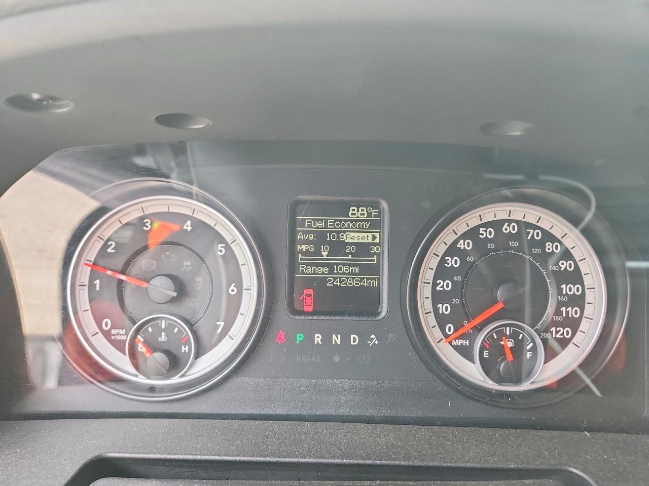 2013 Dodge Ram 2500 - zdjęcie 9