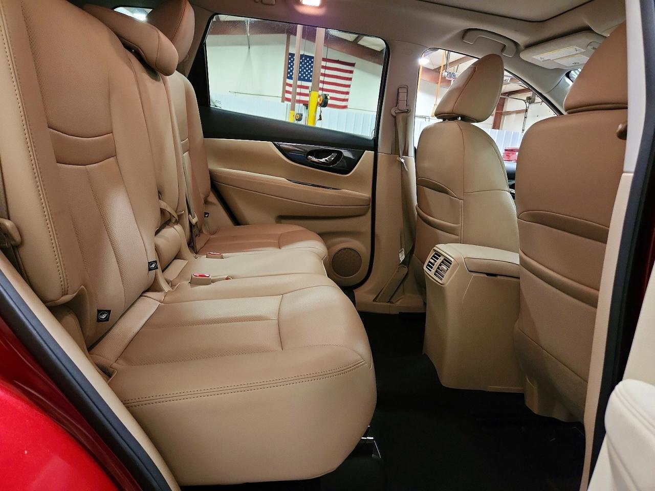 2016 Nissan Rogue S - zdjęcie 11