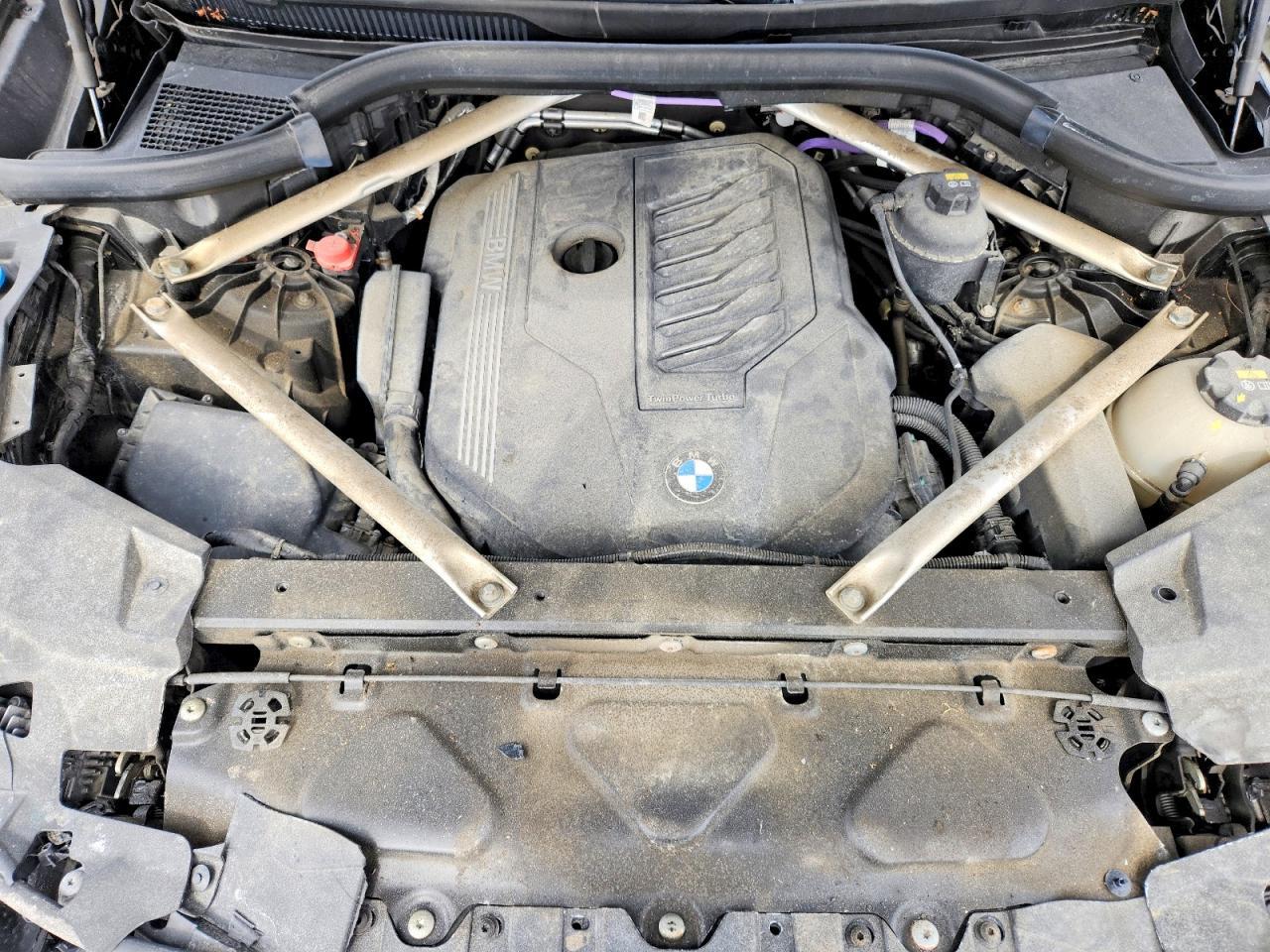 2021 BMW X5 xDrive40I - zdjęcie 11
