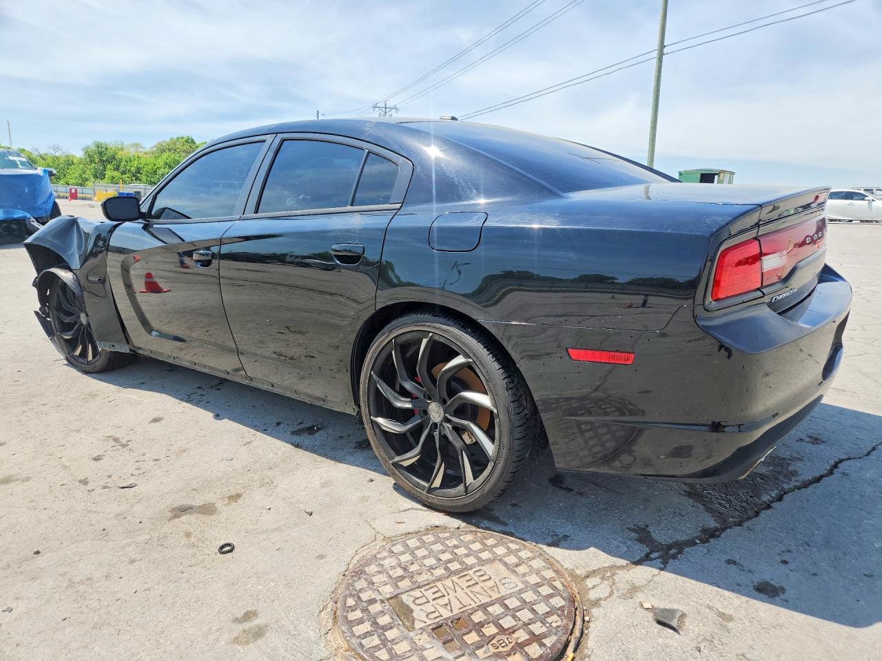 2014 Dodge Charger R - zdjęcie 2