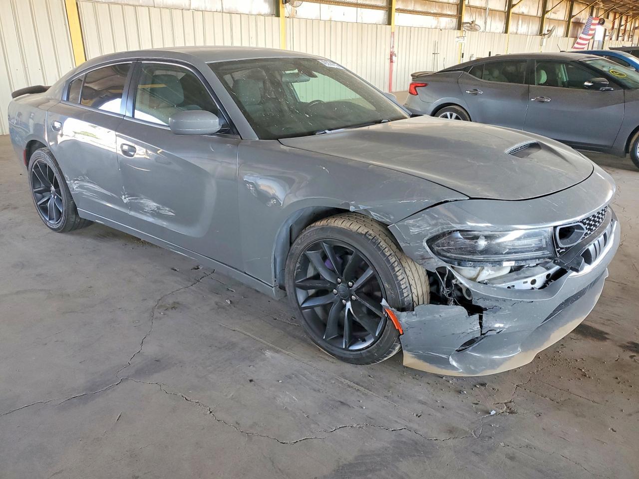2019 Dodge Charger Sxt - zdjęcie 4