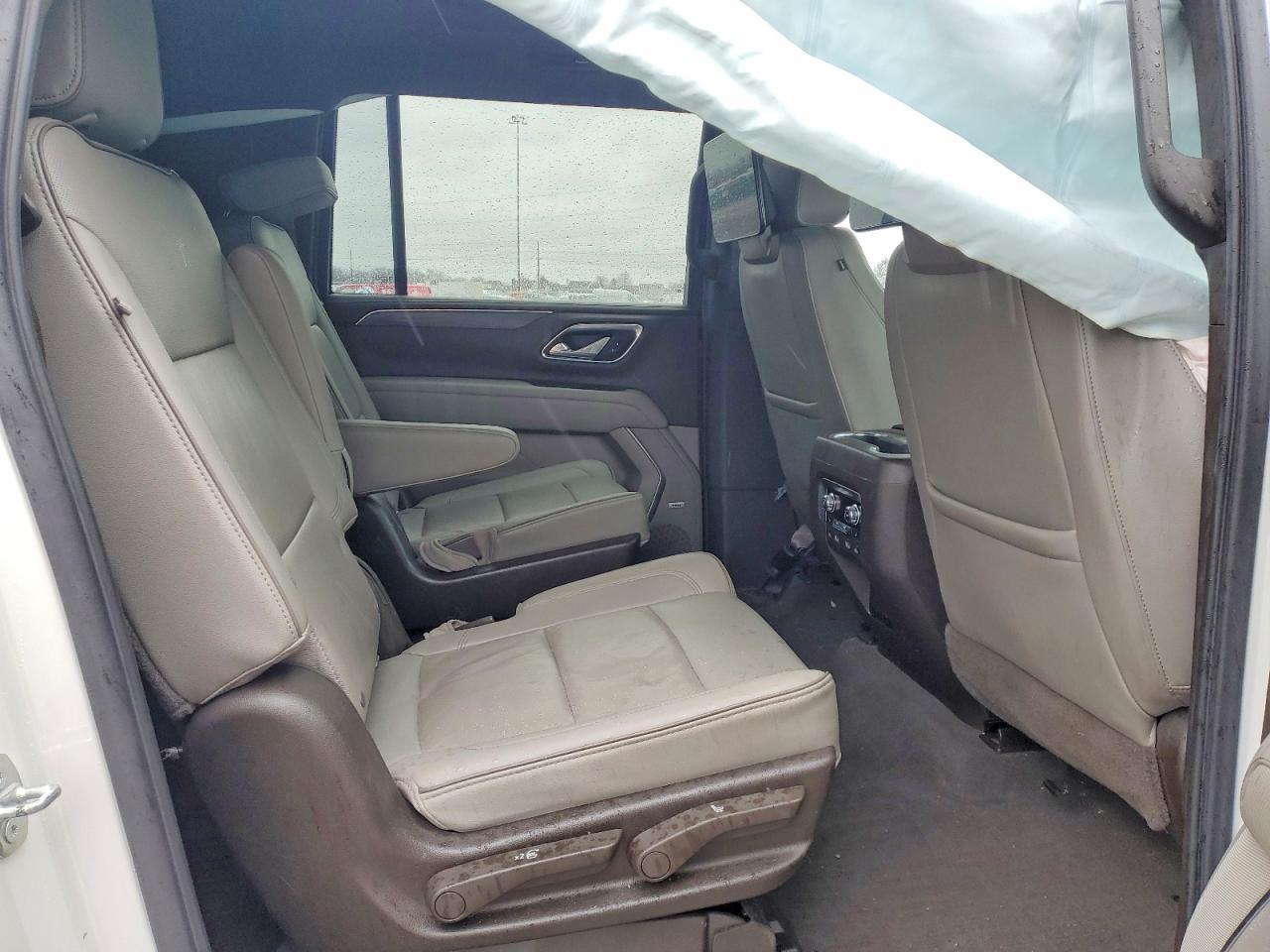 2021 GMC Yukon Xl K1500 Slt - zdjęcie 11