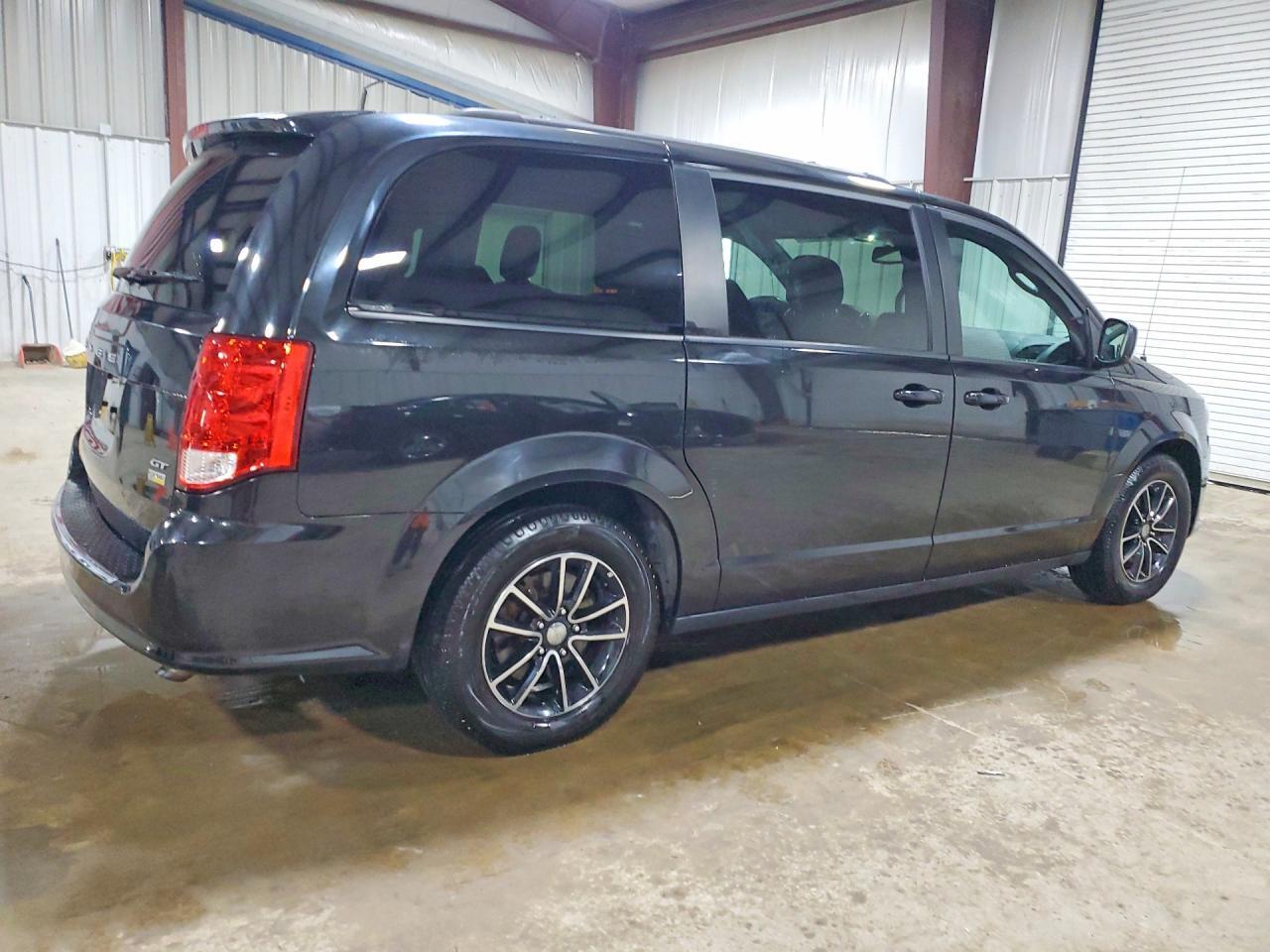 2018 Dodge Grand Caravan Gt - zdjęcie 3