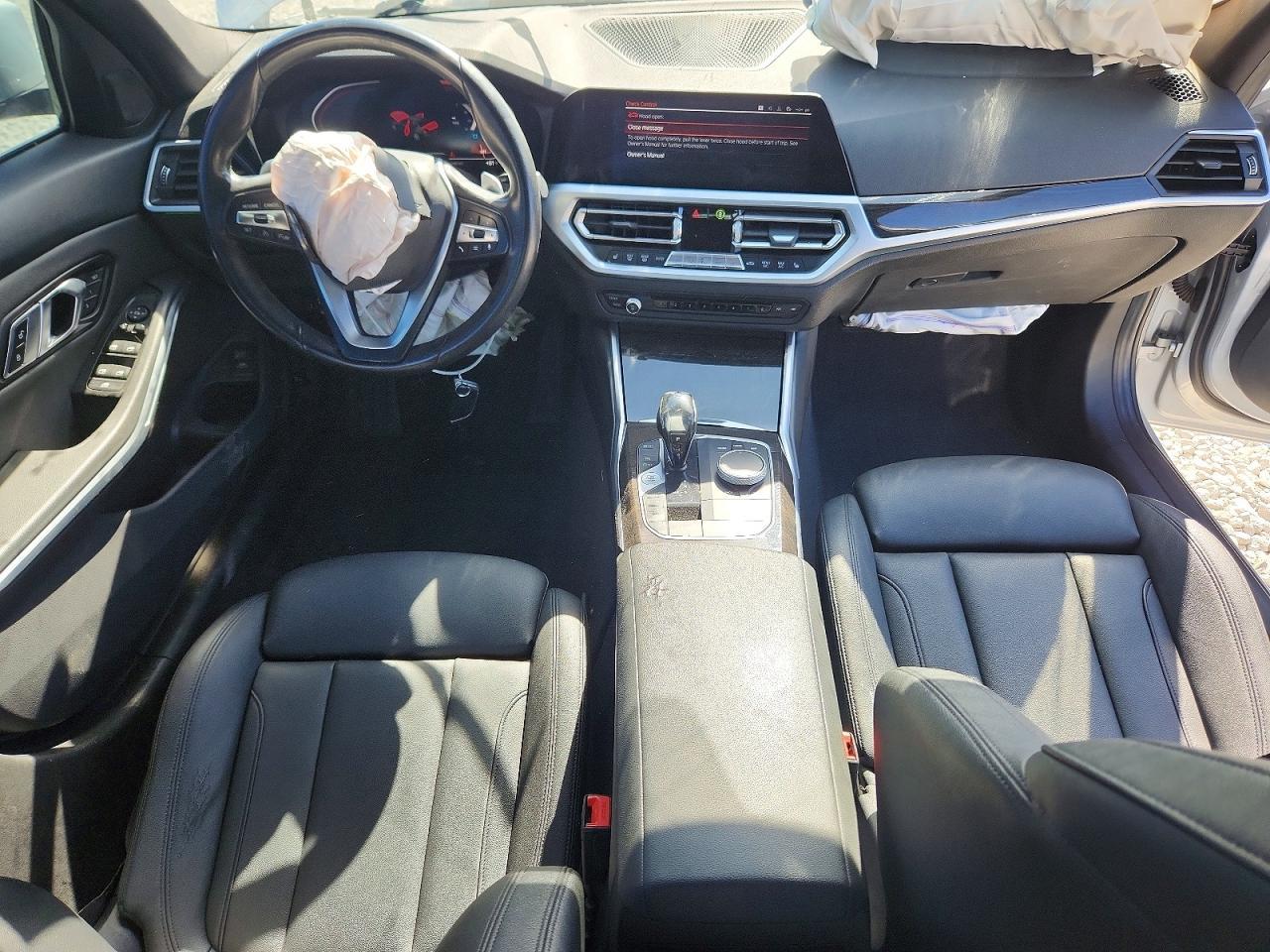2019 BMW 330I - zdjęcie 8