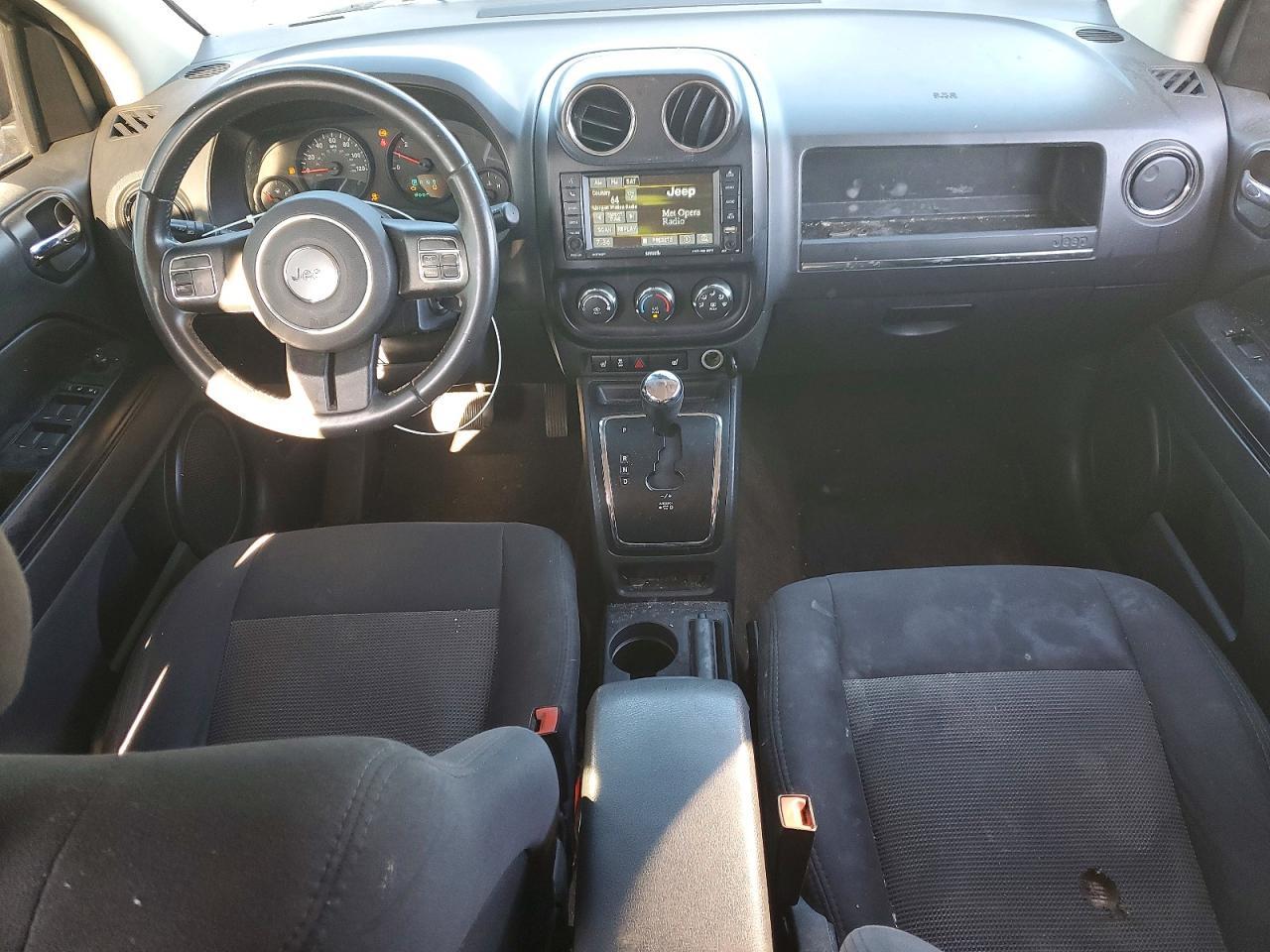 2013 Jeep Compass Latitude - zdjęcie 8
