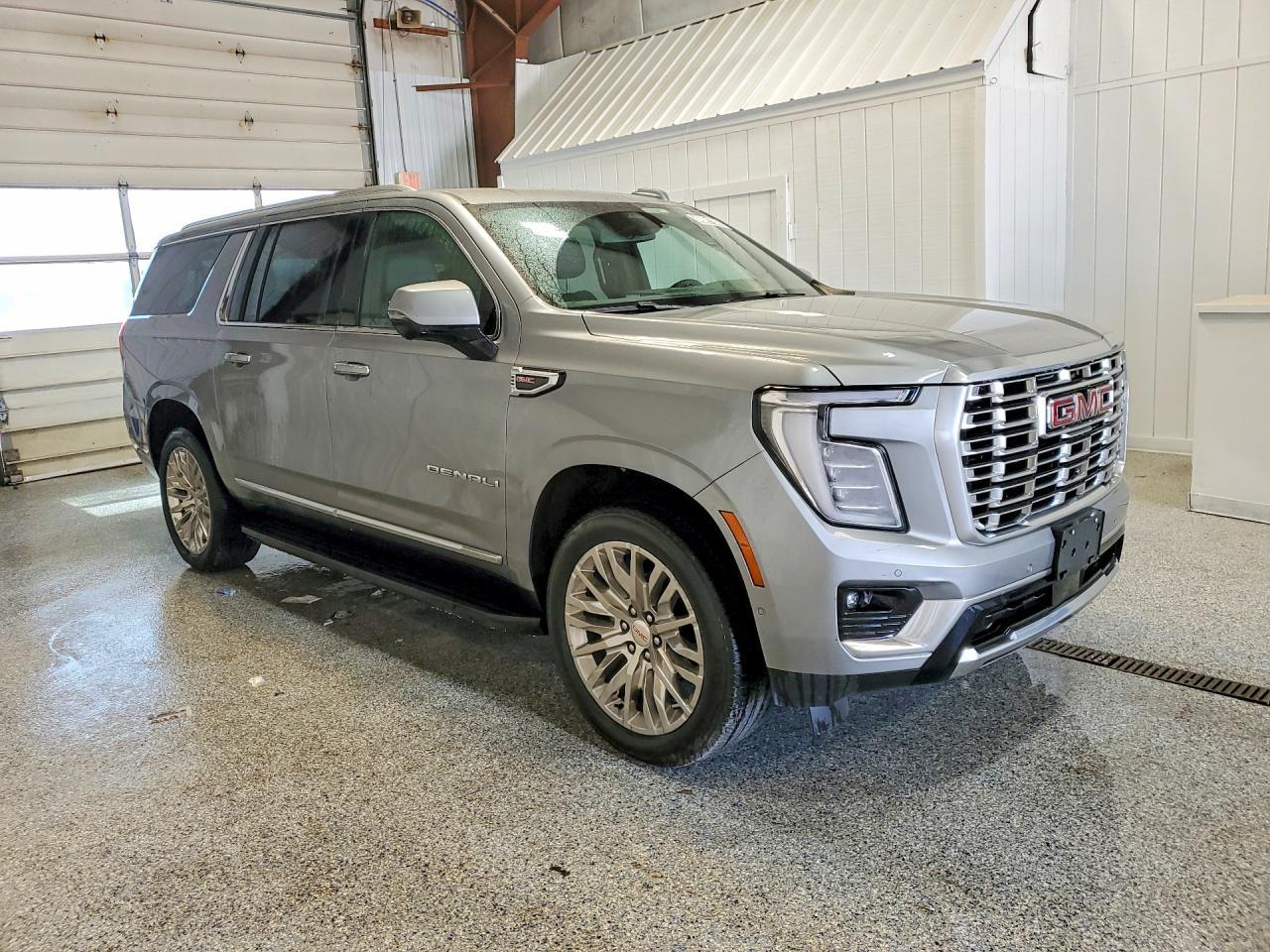 2025 GMC Yukon Xl Denali - zdjęcie 4