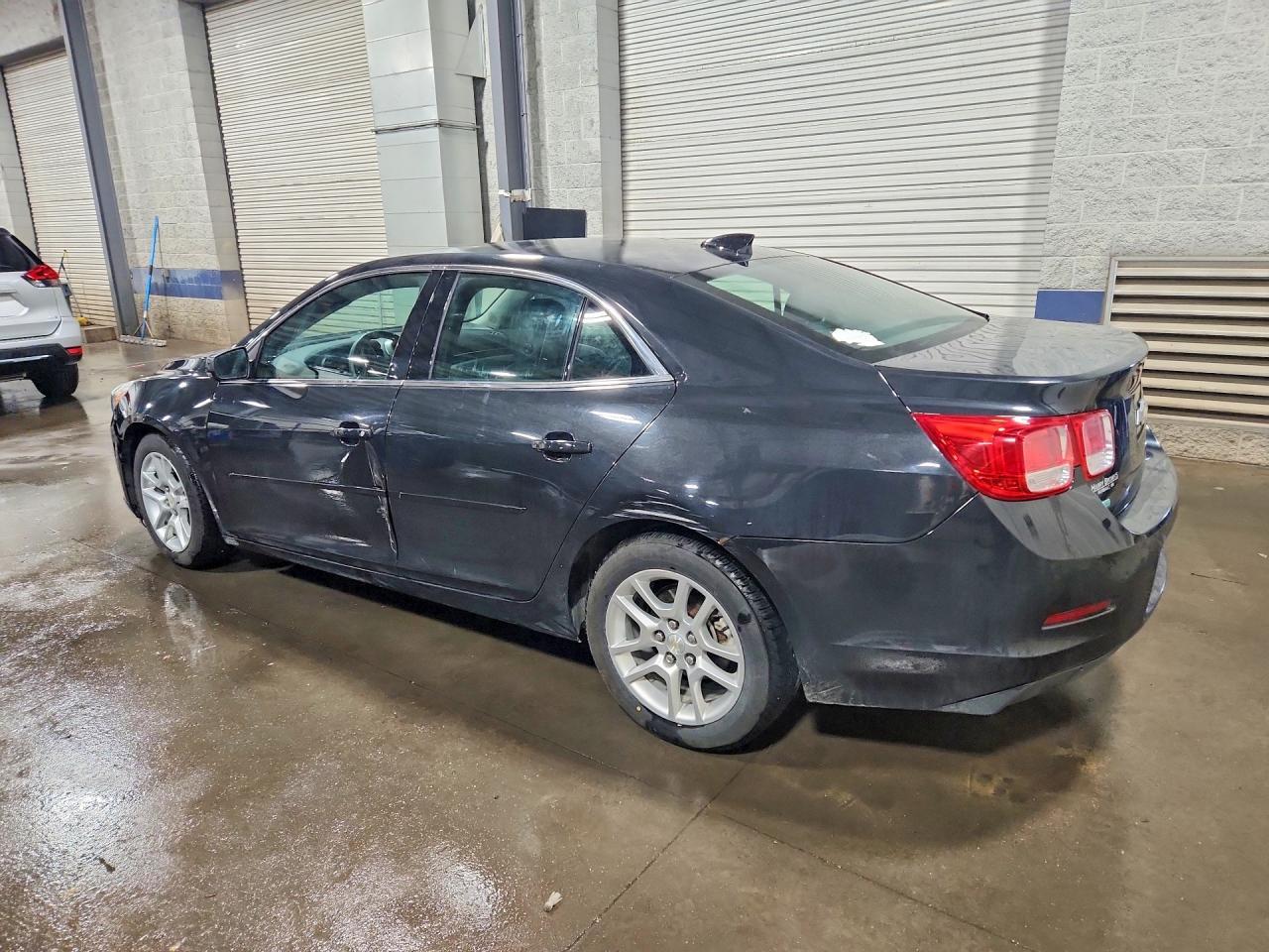 2015 Chevrolet Malibu 1Lt - zdjęcie 2