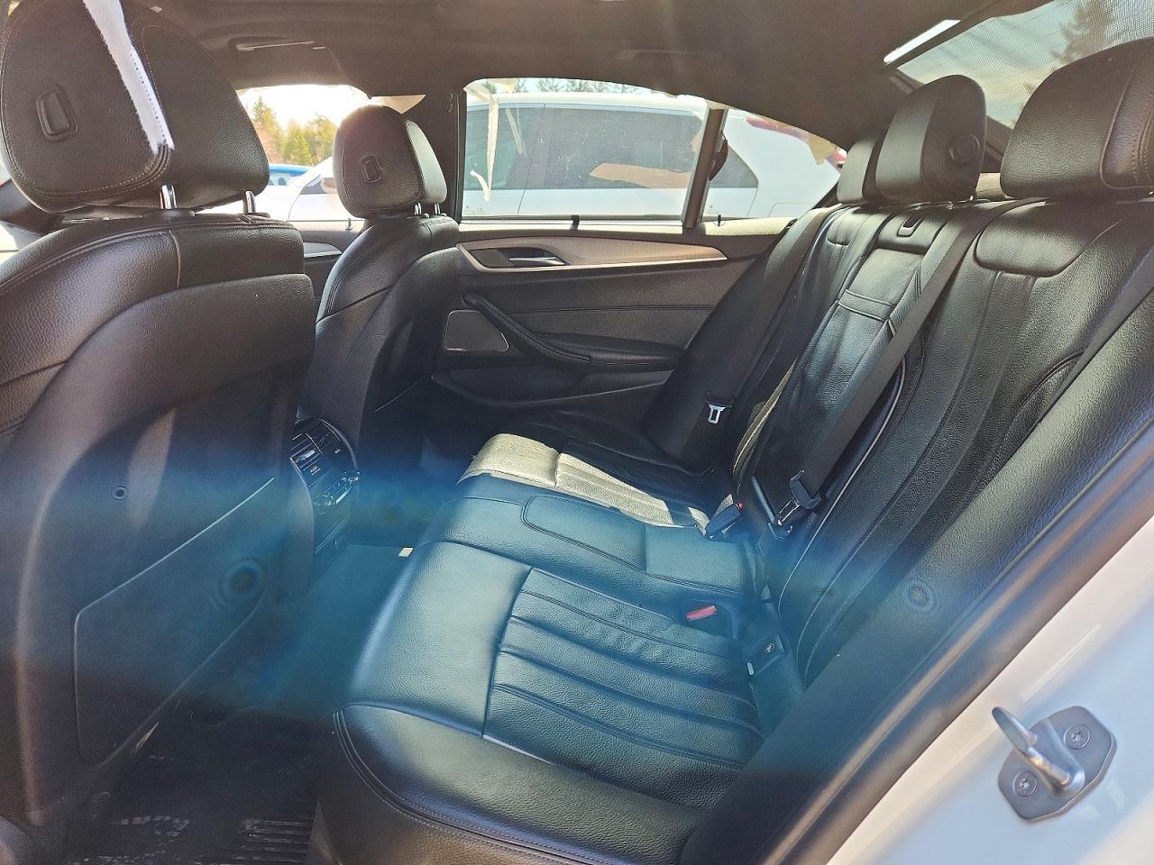 2019 BMW 530 Xi - zdjęcie 10