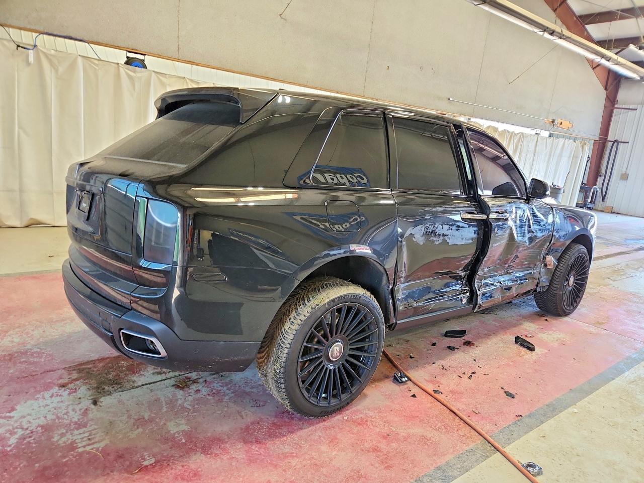 2023 Rolls-Royce Cullinan - zdjęcie 3