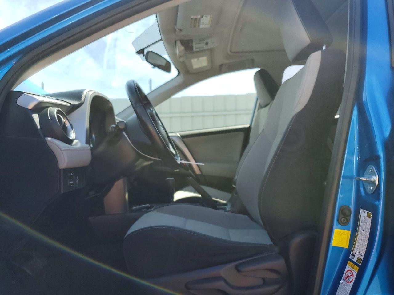 2016 Toyota Rav4 Xle - zdjęcie 7