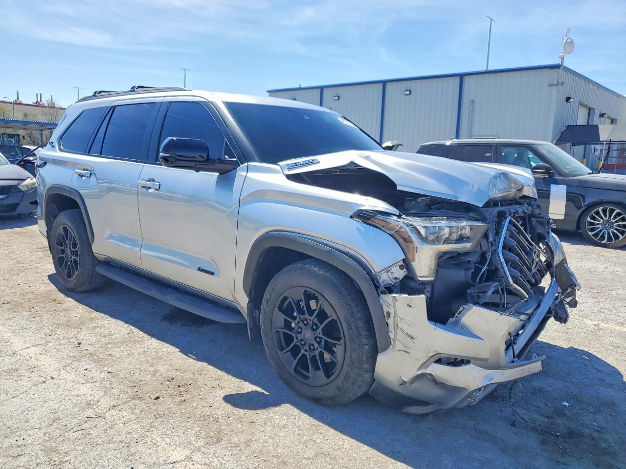 2025 Toyota Sequoia Limited - zdjęcie 4