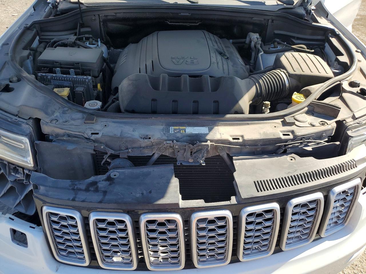 2017 Jeep Grand Cherokee Summit - zdjęcie 12