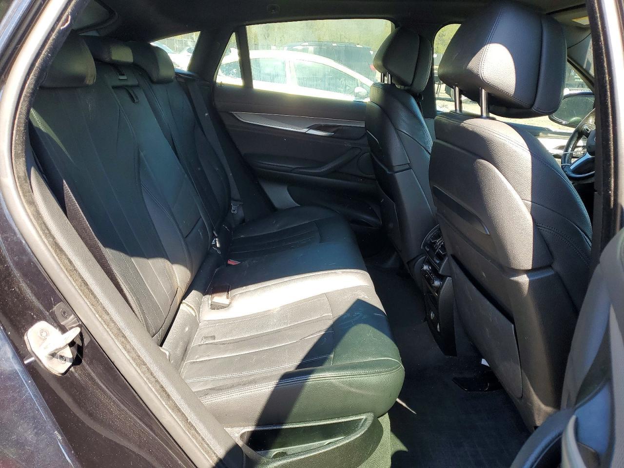 2016 BMW X6 xDrive35I - zdjęcie 10