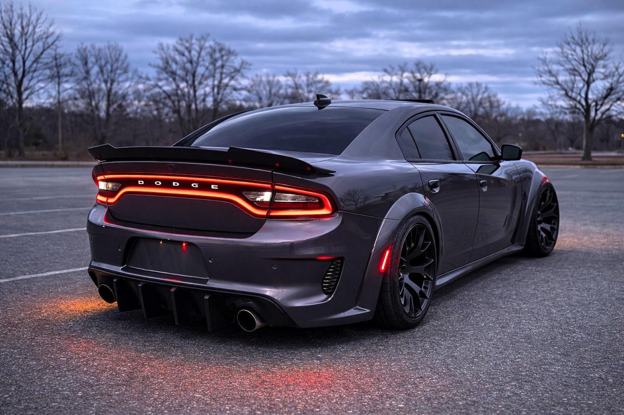 2020 Dodge Charger Srt Hellcat - zdjęcie 4