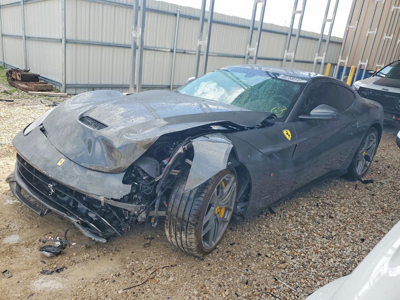 2016 Ferrari F12berlinetta