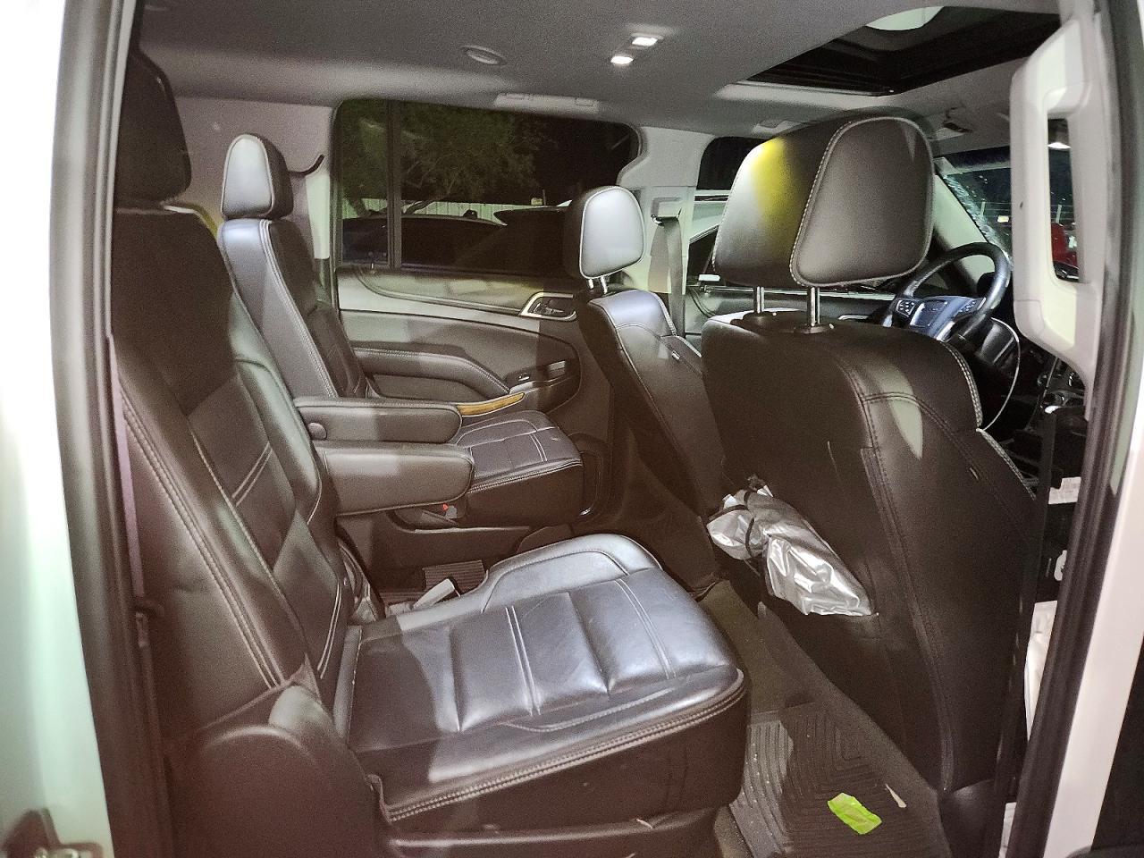 2017 GMC Yukon Xl Denali - zdjęcie 11