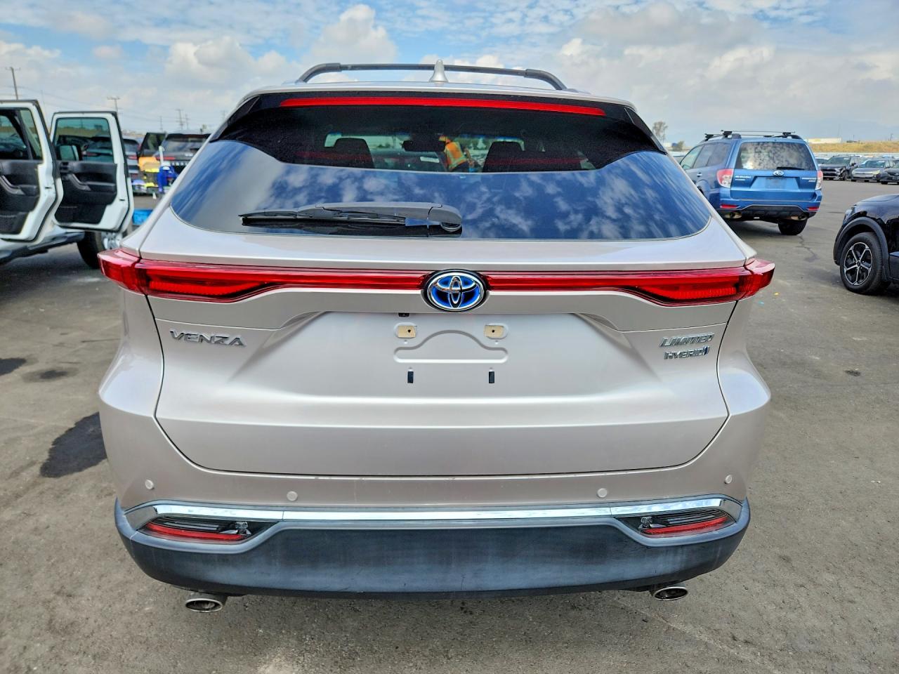 2021 Toyota Venza - zdjęcie 6