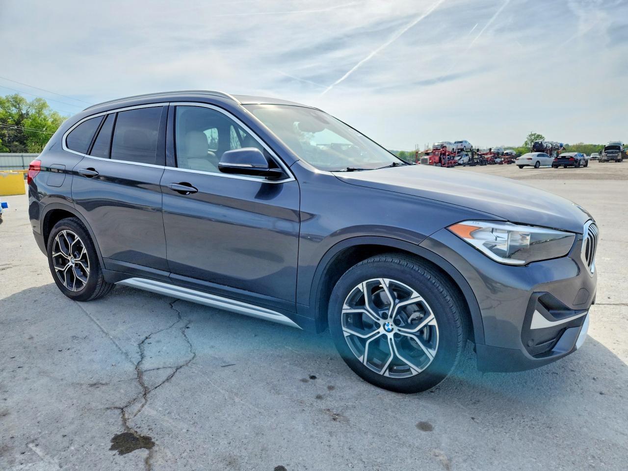 2021 BMW X1 xDrive28I - zdjęcie 4