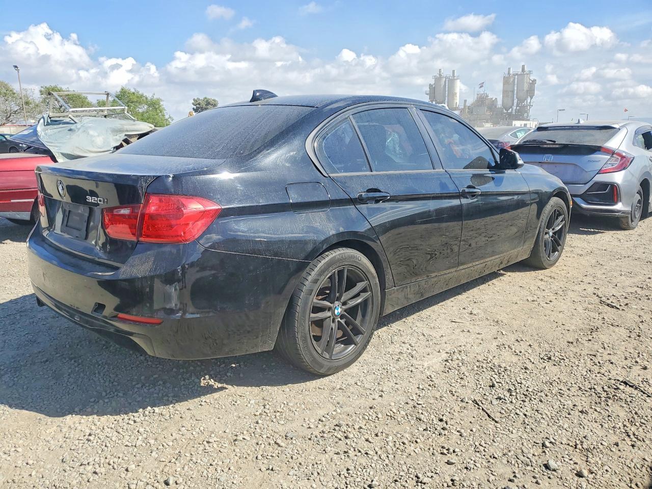 2015 BMW 320I - zdjęcie 3
