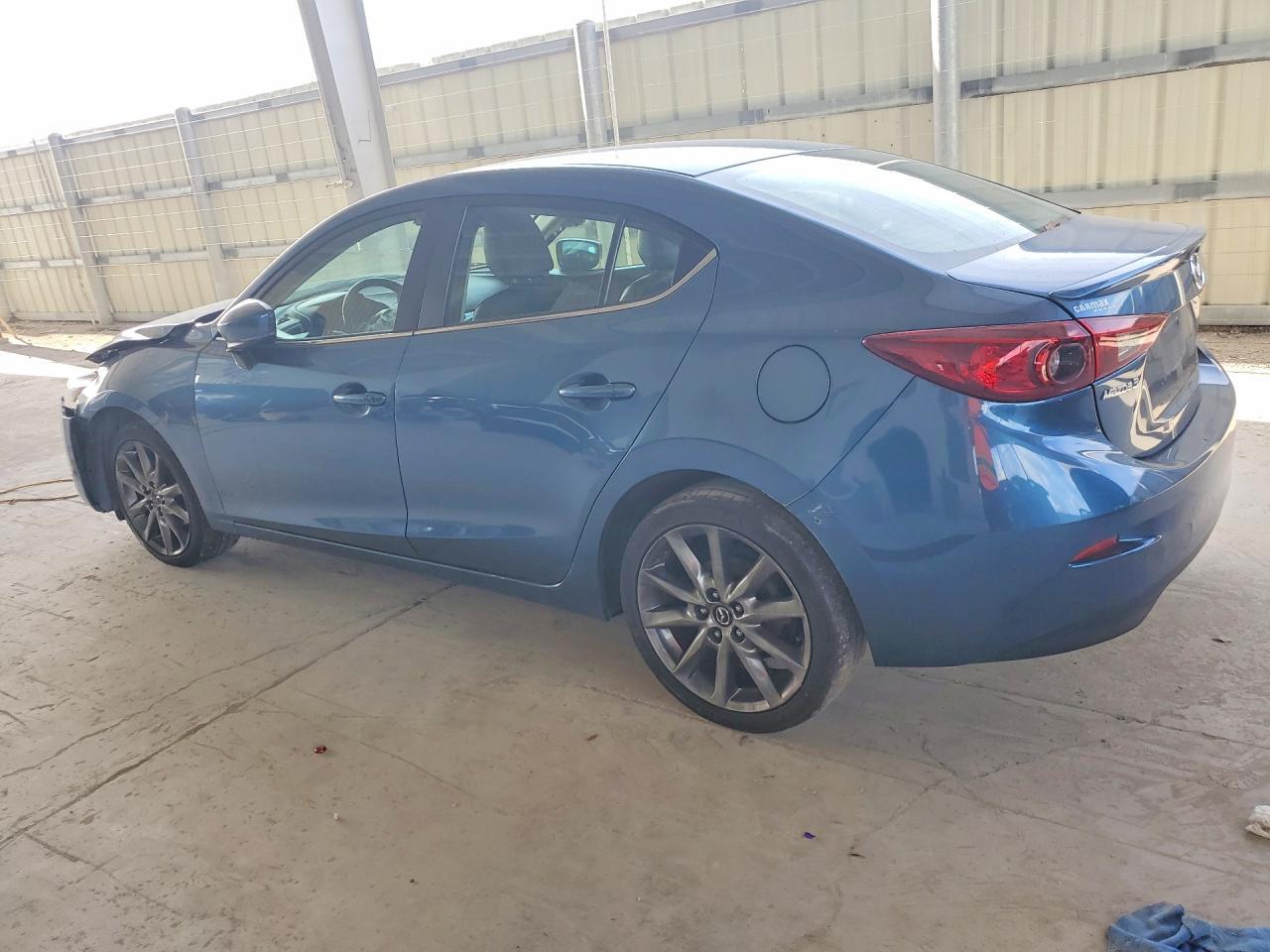 2018 Mazda 3 - zdjęcie 2