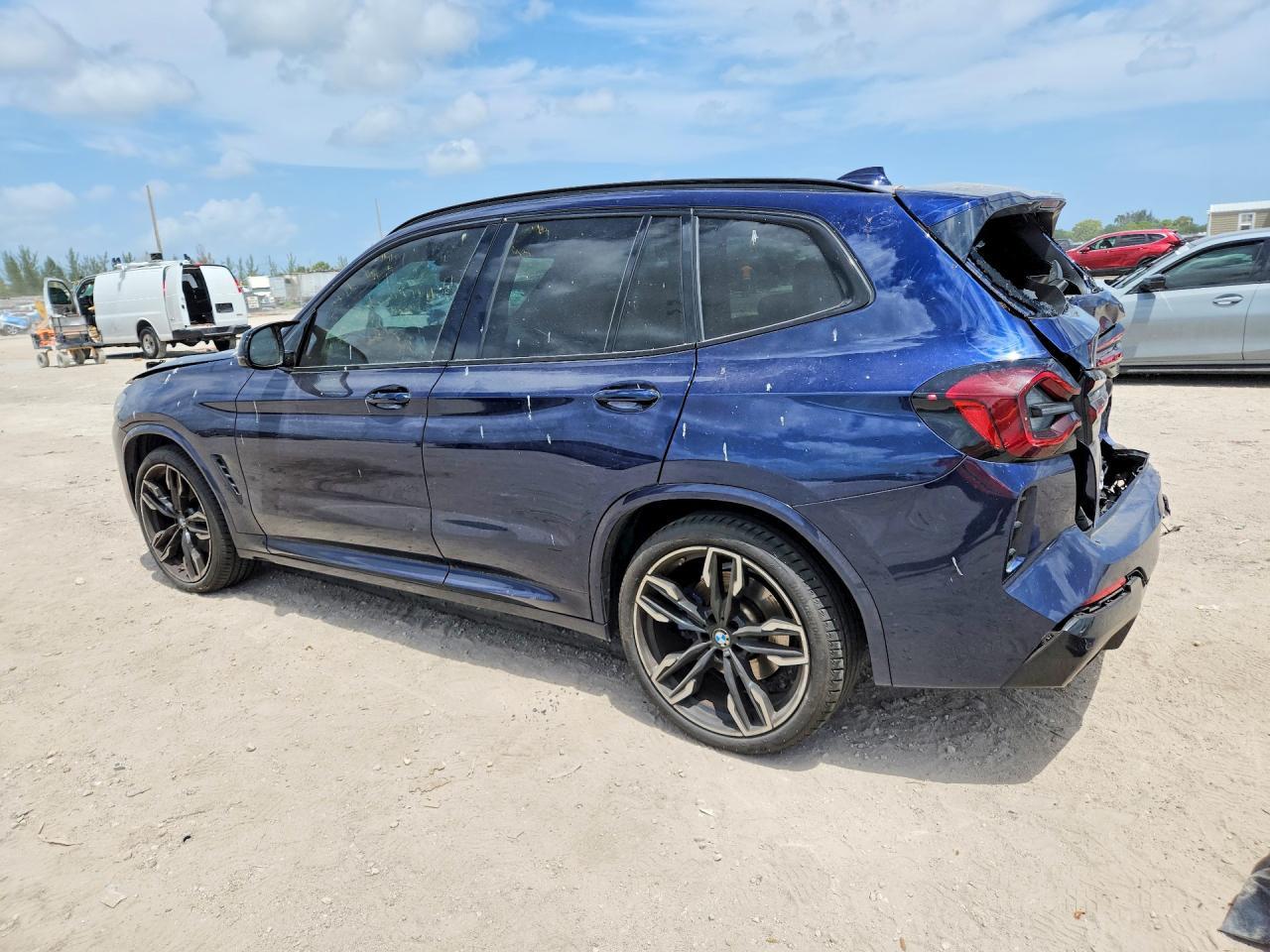 2022 BMW X3 M40I - zdjęcie 2