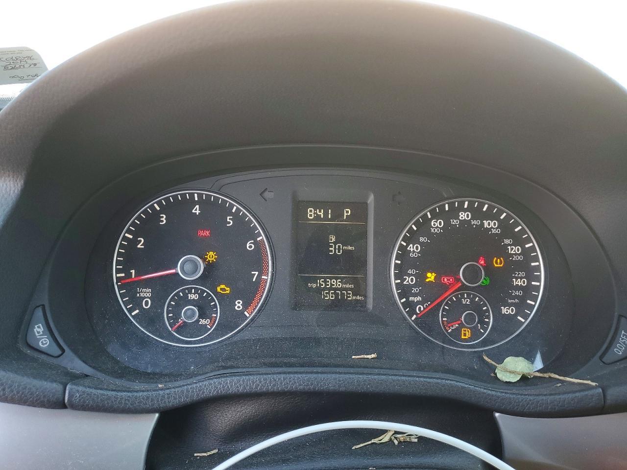 2014 Volkswagen Passat S - zdjęcie 9