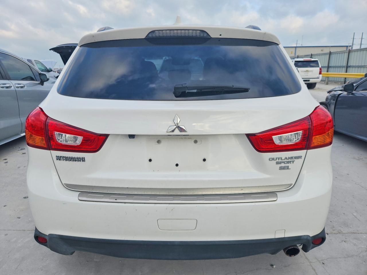 2017 Mitsubishi Outlander Sport Sel - zdjęcie 6