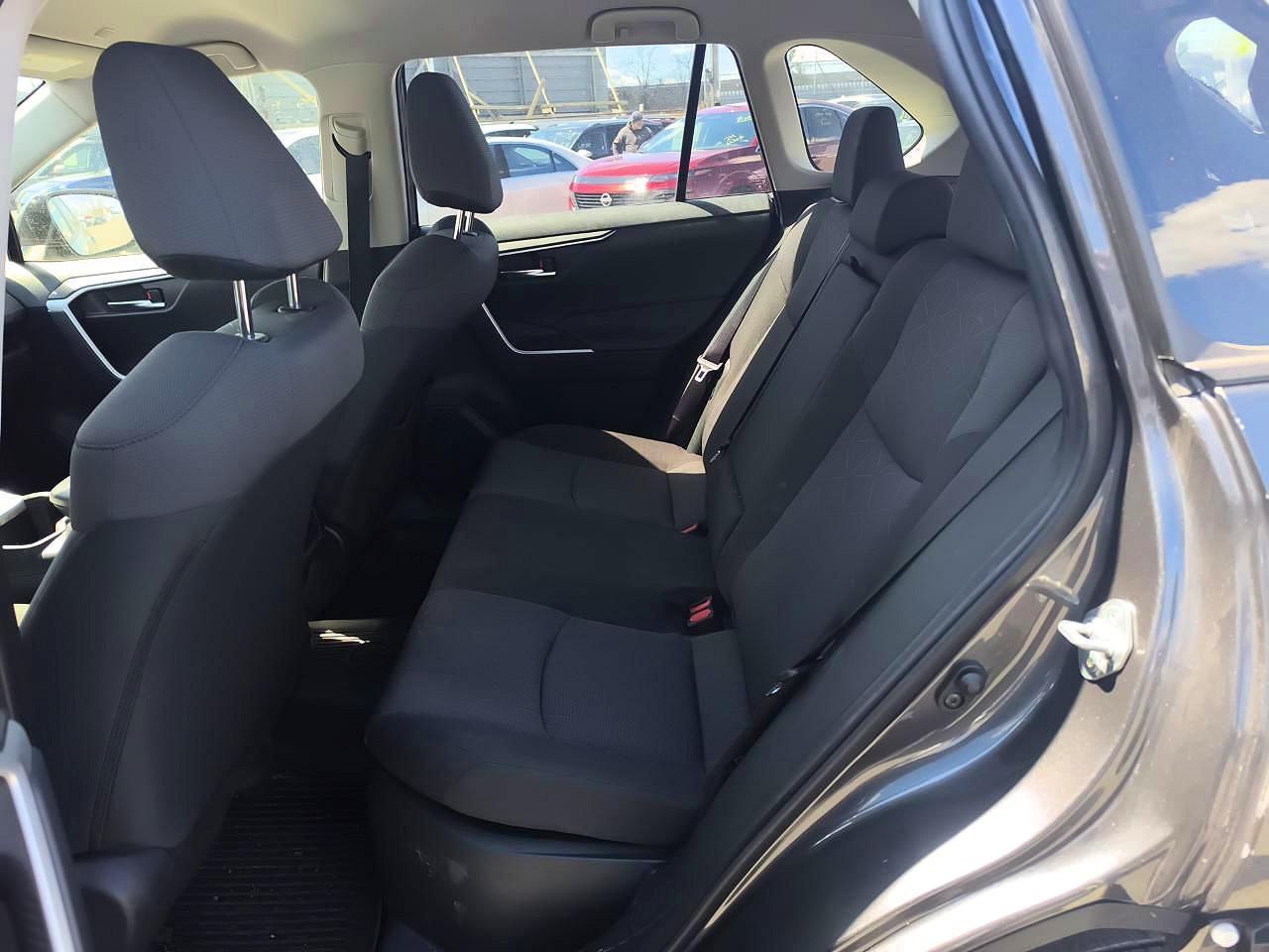 2025 Toyota Rav4 Hybrid Xle - zdjęcie 11