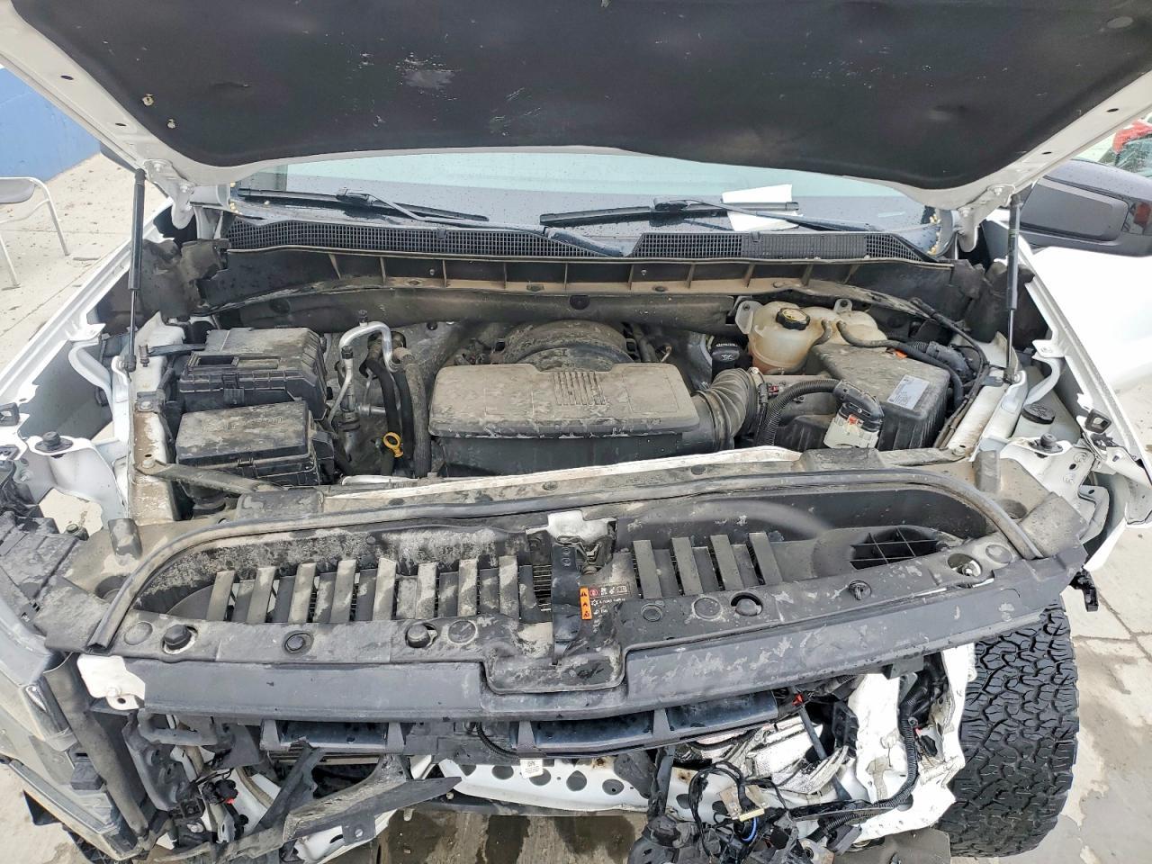 2020 Chevrolet Silverado K1500 Rst - zdjęcie 11