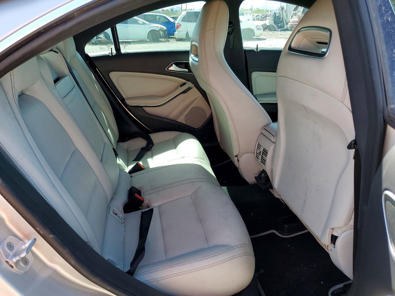 2017 Mercedes-Benz Cla 250 - zdjęcie 10