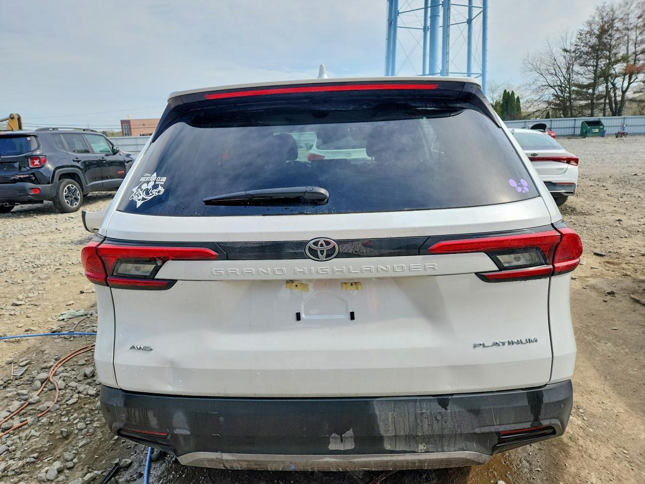 2024 Toyota Grand Highlander Platinum - zdjęcie 6