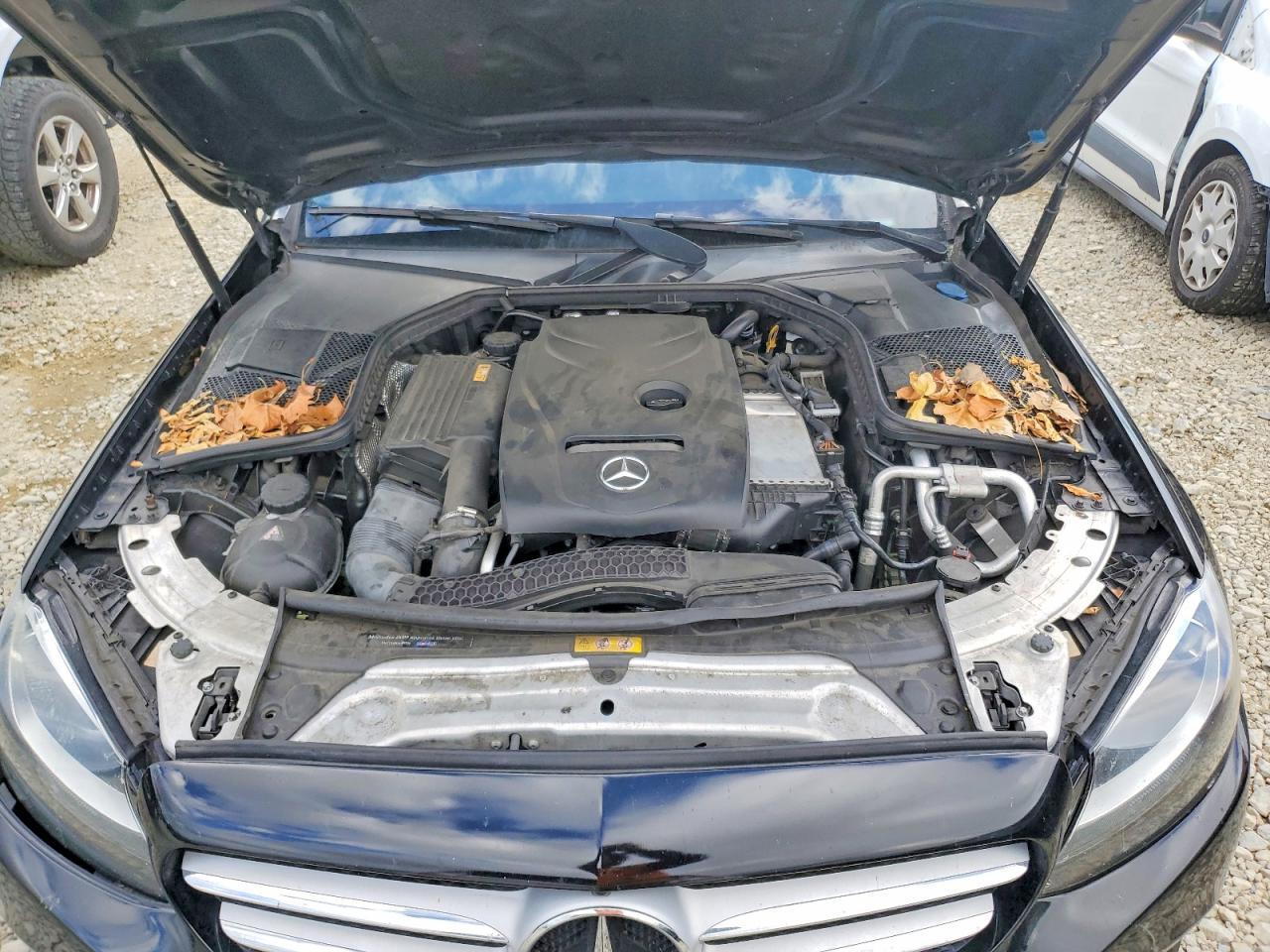 2016 Mercedes Benz C 300 - zdjęcie 11