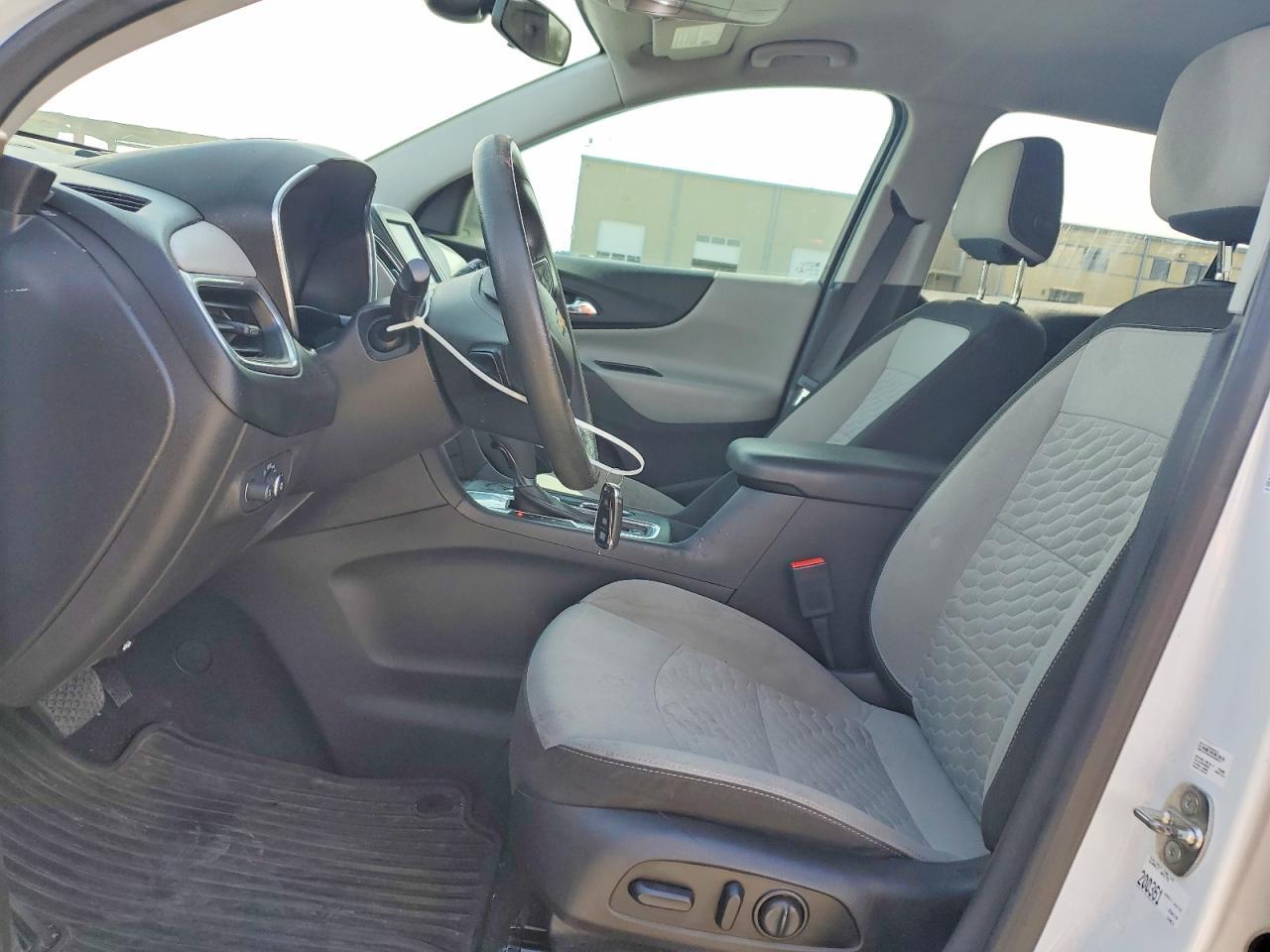 2020 Chevrolet Equinox Ls - zdjęcie 7