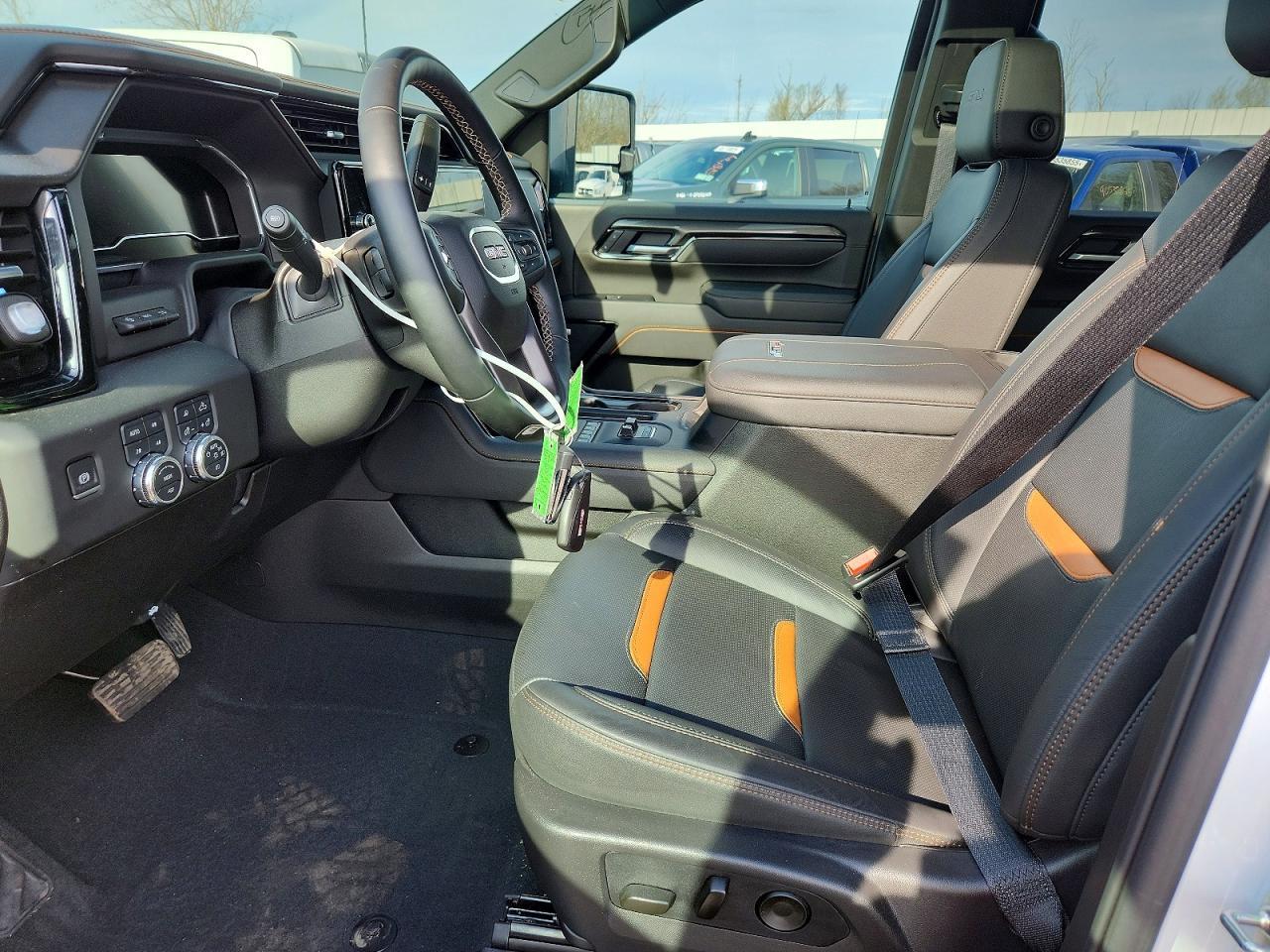 2025 GMC Sierra K2500 At4 - zdjęcie 7