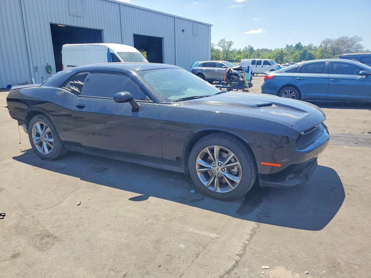 2023 Dodge Challenger Sxt - zdjęcie 4