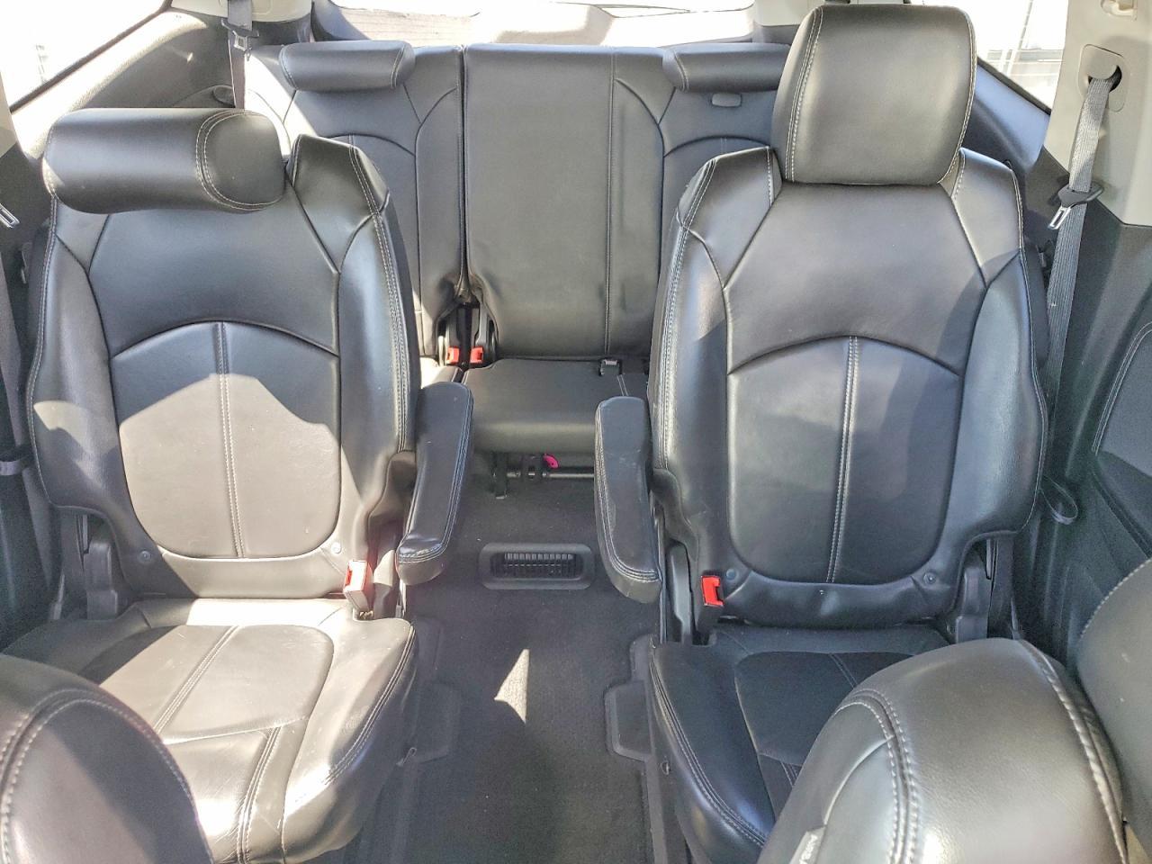2014 Chevrolet Traverse Lt - zdjęcie 10