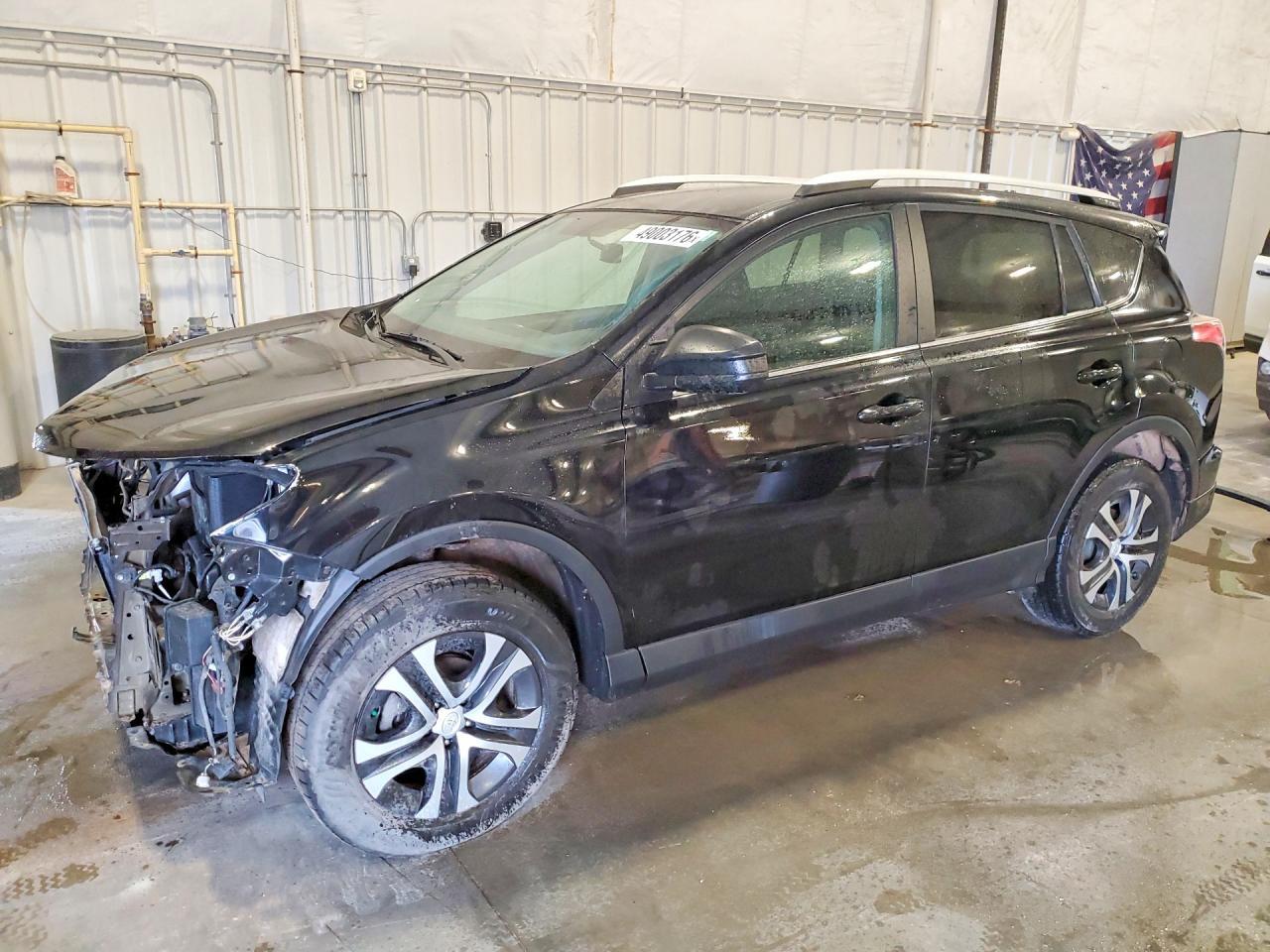 2016 Toyota Rav4 Le - zdjęcie główne