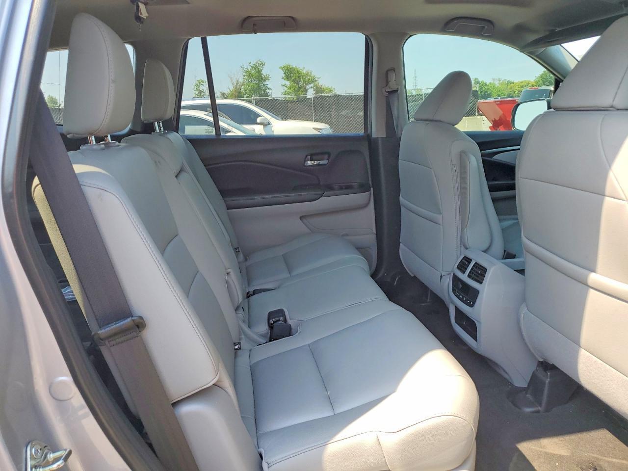 2018 Honda Pilot Exln - zdjęcie 11