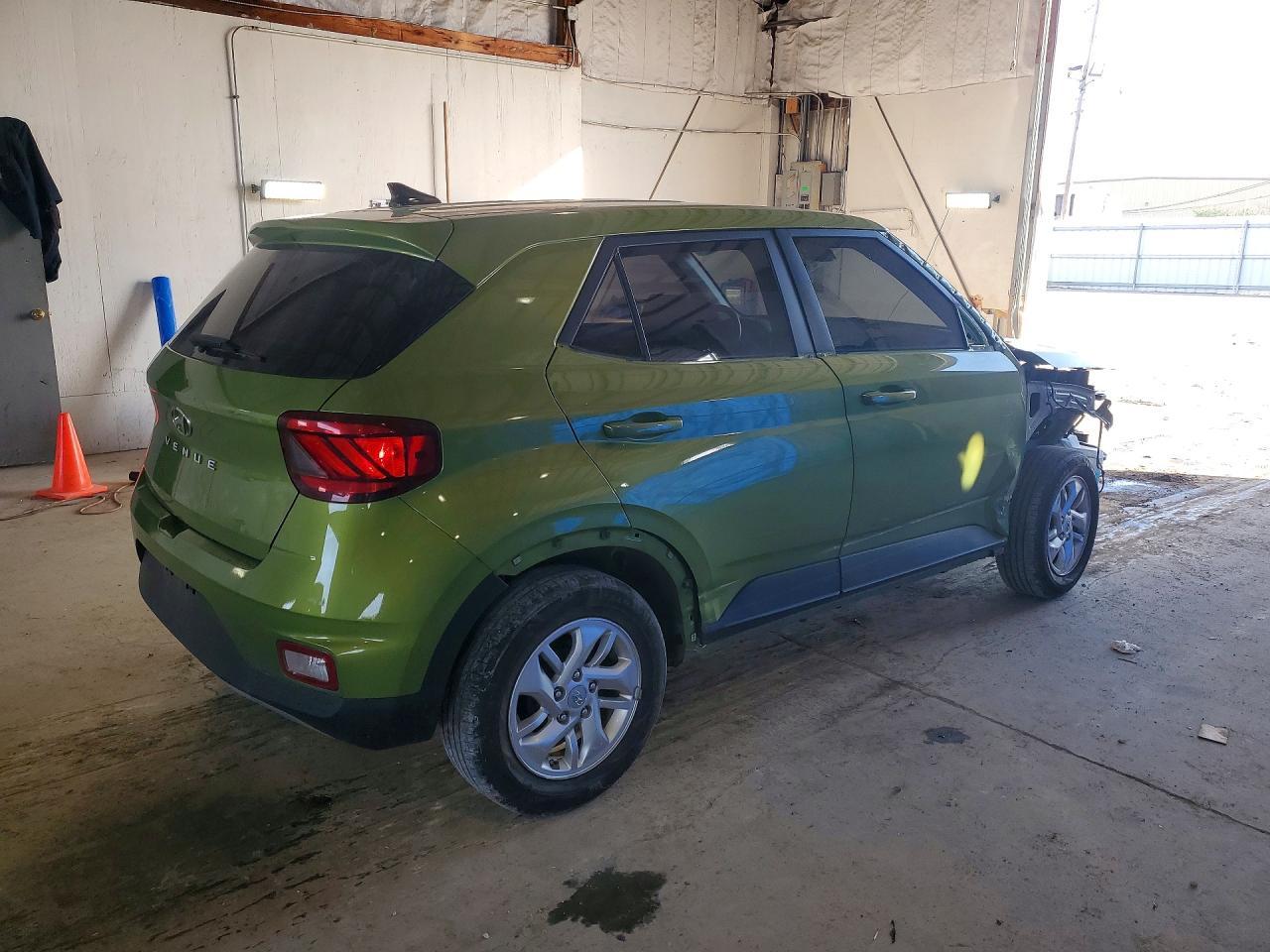 2021 Hyundai Venue Se - zdjęcie 3