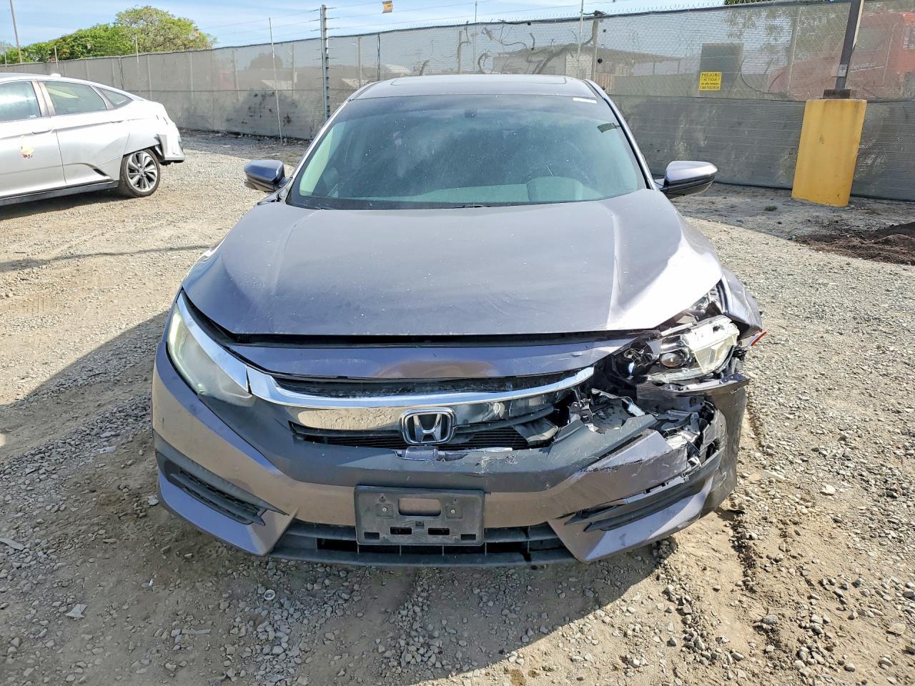 2017 Honda Civic - zdjęcie 5