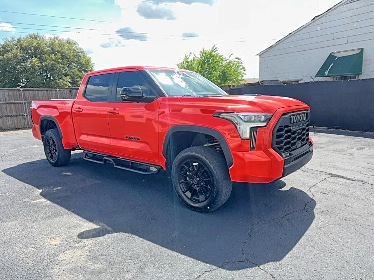 2024 Toyota Tundra Limited Hv - zdjęcie główne
